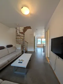 Villa Near City with Sea View & Year-Round Jacuzzi - Image 2