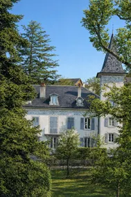* Luxury Cocoon * Castle View and Private Parking - Image 3