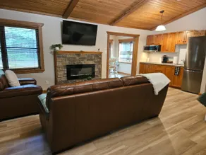 Nature Chalet - 4b - Image 3