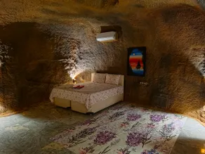 The cave house that brings Cappadocia to the Aegean in September - Image 2