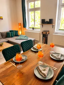 Large 3-room apartment | 6 people | close to the center - Image 2
