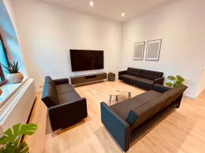Riesiges City Loft - Billiard, Dart und 85 Zoll TV - Image 3