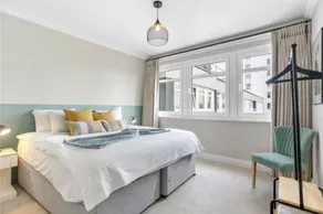 Designer Sea View Flat | Inside Hilton Brighton - Image 2