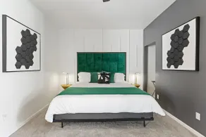 2 King Suites | Near Downtown & Garage Parking - Image 5
