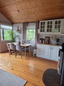 Cottage with idyllic location - Image 5
