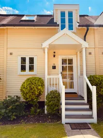 Barneys Retreat - Lakeside Getaway - Image 2