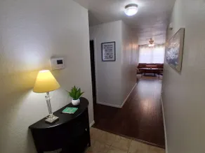 Great Location+ Backyard+Comfort+Spacious+Retreat - Image 3