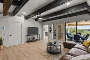 Massive House! Canal, Pet Friendly, 5BR/8 Beds - Image 2