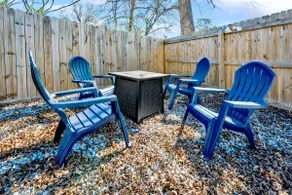 3 miles to Legacy arena, sleeps 20 secure parking - Image 2