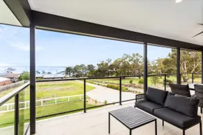 Beach Road Bliss - Image 4