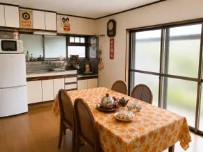 Near Shogawa Onsen | Private rental old house with courtyard | Children sleeping with parents free - Image 2
