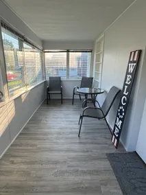 Sun Room Suite - Image 2