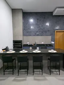Beautiful house, 2 en-suites, air-conditioned gourmet area. - Image 3