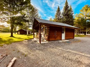 Pleasant Prairie Cabin - Image 2
