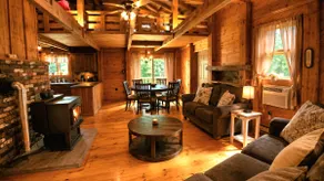 Cozy House 10 Min To Lake George - Image 2