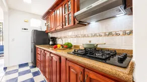 Private patio | Parking | Across from the San Nicolás shopping mall - Image 5