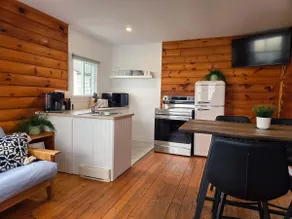 Hunts Point 2-BR Coastal Retreat - Cottage # 4 - Image 3