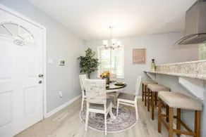 Comfy, Quiet Stay Near Airport! - Image 3