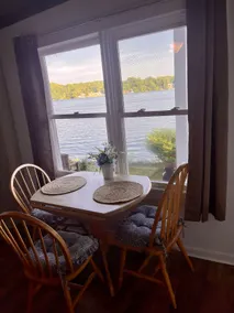 Suite 3 waterfront on Glen Lake - Image 2