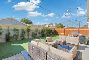 Designer Home Norwalk Minutes to Disneyland - Image 4