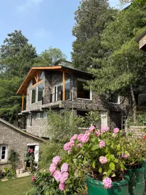 Peaceful Private Cottage with Mountain View in Khaira Gali, Murree - Image 2