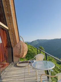 Cliffside Cottage with Sea Views Birdwatching Spot - Image 3