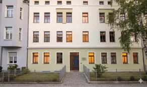 CASA CLARA | Near the University Hospital | Box Spring | Kitchen & Ground Floor - Image 4