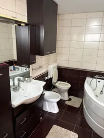Ivan Home - Image 5