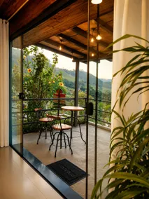 Rest in the midst of nature with a lot of charm. - Image 3