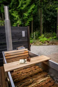 The Hoot Suite | Luxury Woodland Retreat + Hot Tub - Image 3