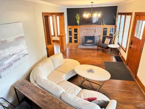 Central Charm Group Stay - Image 4