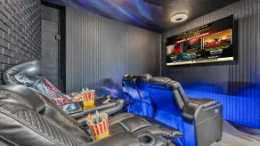 Lakefront Fun: Pool, Games, Hot Tub, Sleeps 17 - Image 5
