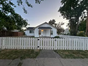 Adorable home prime location! - Image 2