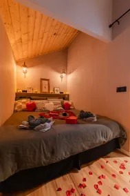 Le Chalet Madrier - Terrasse et Jacuzzi privé - Image 2