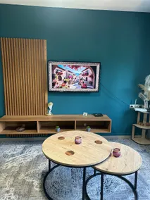 Sunny APT & Garden, Kitchen & Free Parking - Image 2