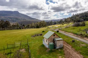 Rivendell Cottage - Off Grid cabin - Image 5