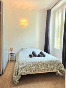 Haussmann-style two-room apartment |Terrace - Image 2