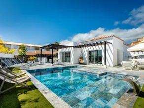 Enchanting Villa Alma Heated Pool - Image 2