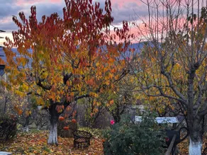 Sunset Hills Chalet - Image 4