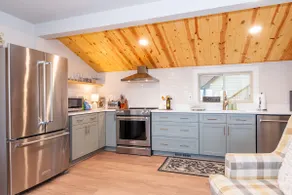 Lakefront Home w/ Hot Tub & Game Room Pet-friendly - Image 5