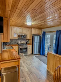 Lakeside Loft on Black Lake - Image 4