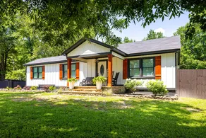 Farmhouse Style w/ a Pool & Hot Tub - Image 2