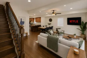 Quiet • Modern • Deck• Sleeps 10 | Bridgeport Gem - Image 2