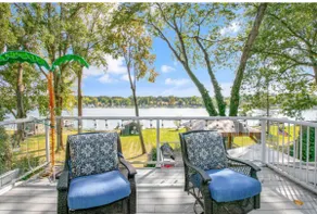 Lakefront Luxury Retreat on Donnell Lake - Image 4
