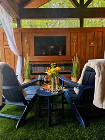 Adults Only: Covered Hot Tub Fireplace & TV - Image 4