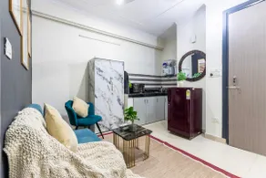 1BHK Near Max Hospital Dwarka - Image 4