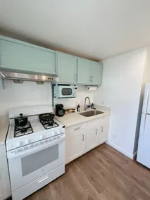 Private 1BR Unit 2 in Triplex Home/Caltech/PCC - Image 4