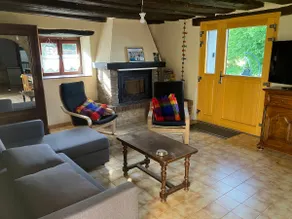 Gîte du Poisson Rouge, grand terrain, cheminée, 10 min Arbois - Image 2