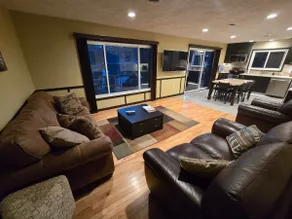 Quiet freshly renovated two bedroom lake house - Image 2
