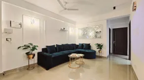Serene Luxe Escape + 100” Movie Theater - Image 2